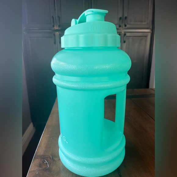 73 oz HydroJug with Sleeve and adjustable strap - Picture 10 of 13